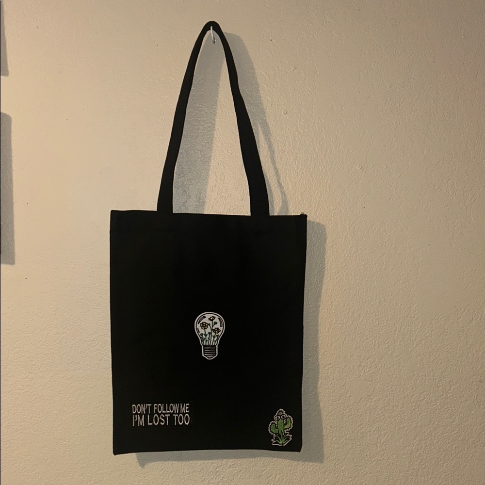 Handcrafted errand bag (Don’t Follow Me I’m Lost Too)